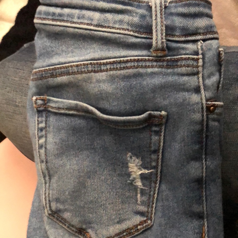 Pants full color worn only 3 times size M